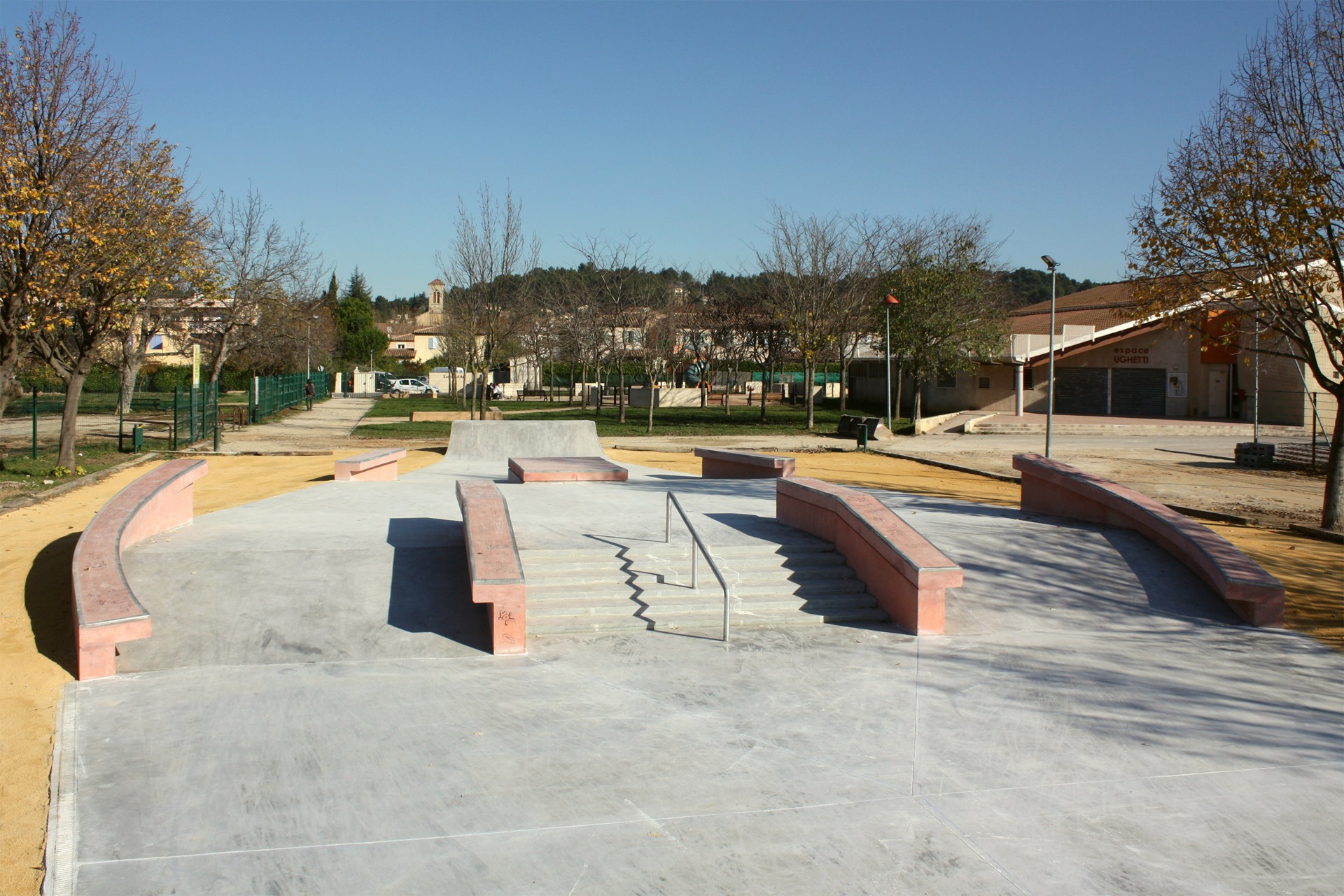 Luynes Aix en Provence Skate Spot
