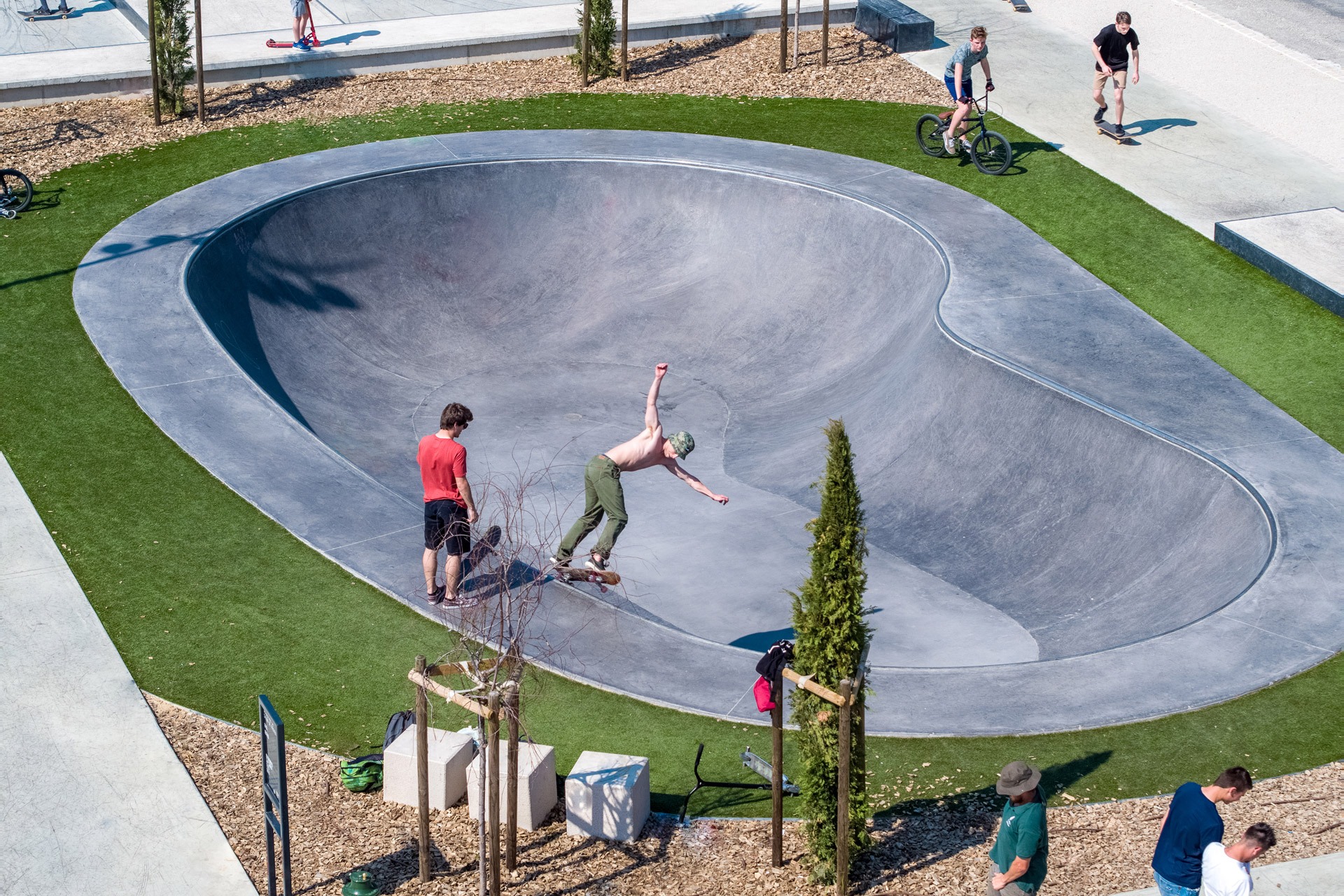 La Gare Salon de Provence Skate Spot