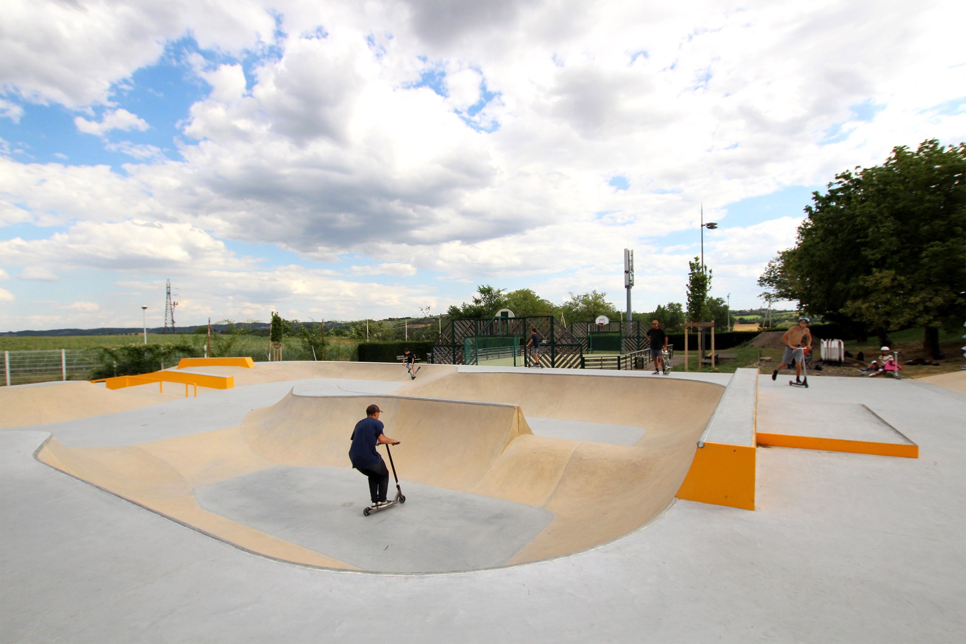 Stade Municipal Solaize Skate Spot