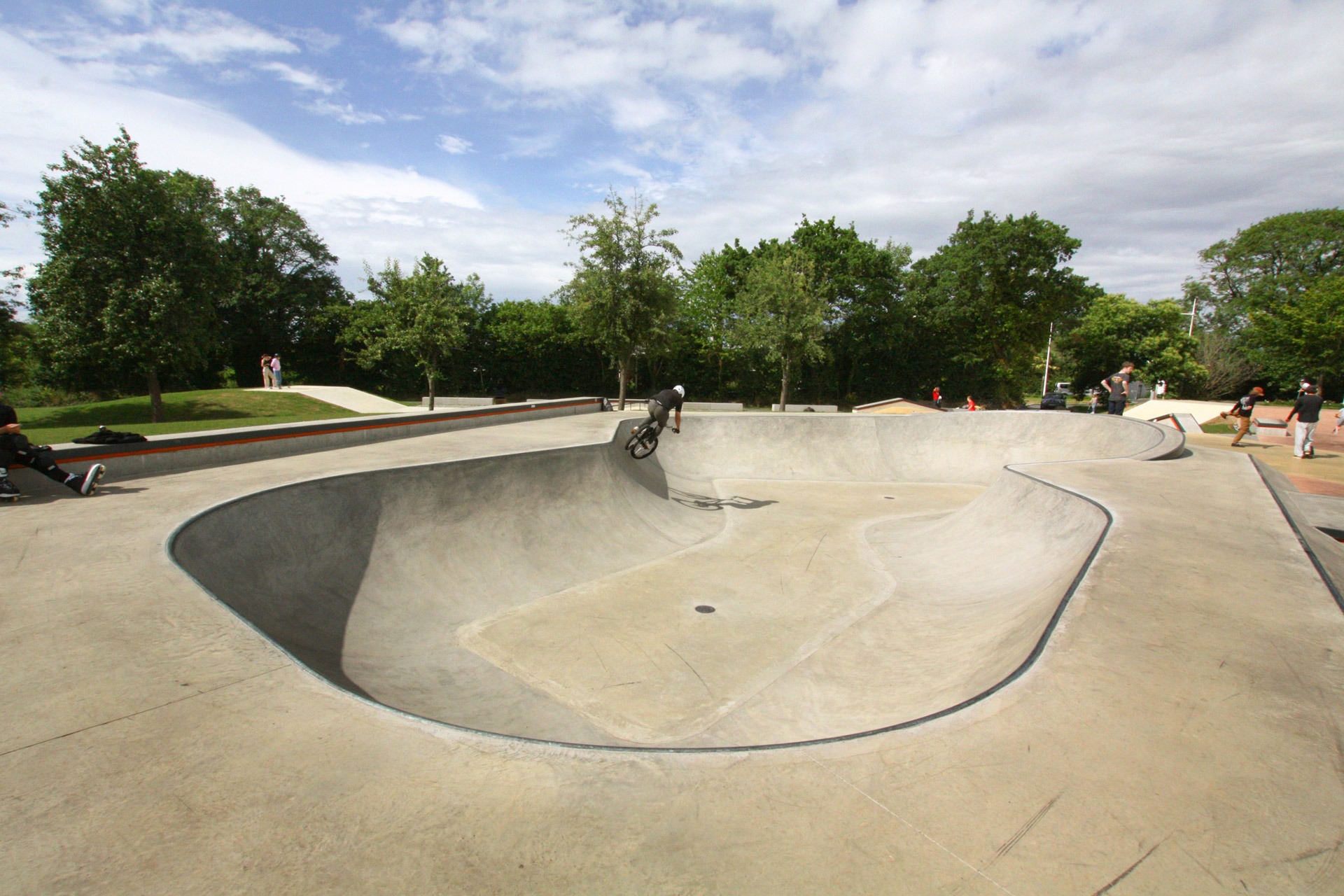 Espace Glisse Saint Lô Skate Spot
