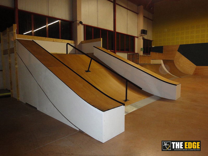 Le Globe Carvin Skate Spot