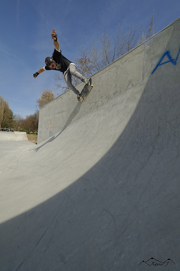 Parc Bourse du Travail Tarbes Skate Spot