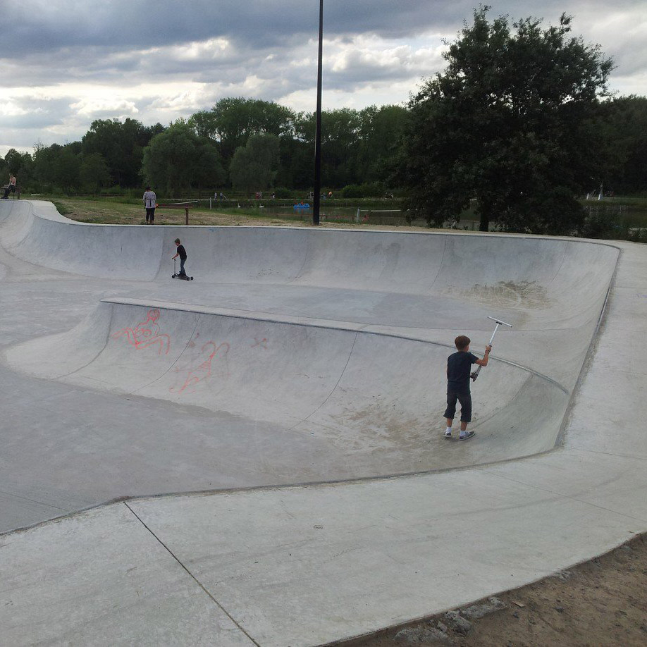 La Porte du Hainaut Raismes Skate Spot