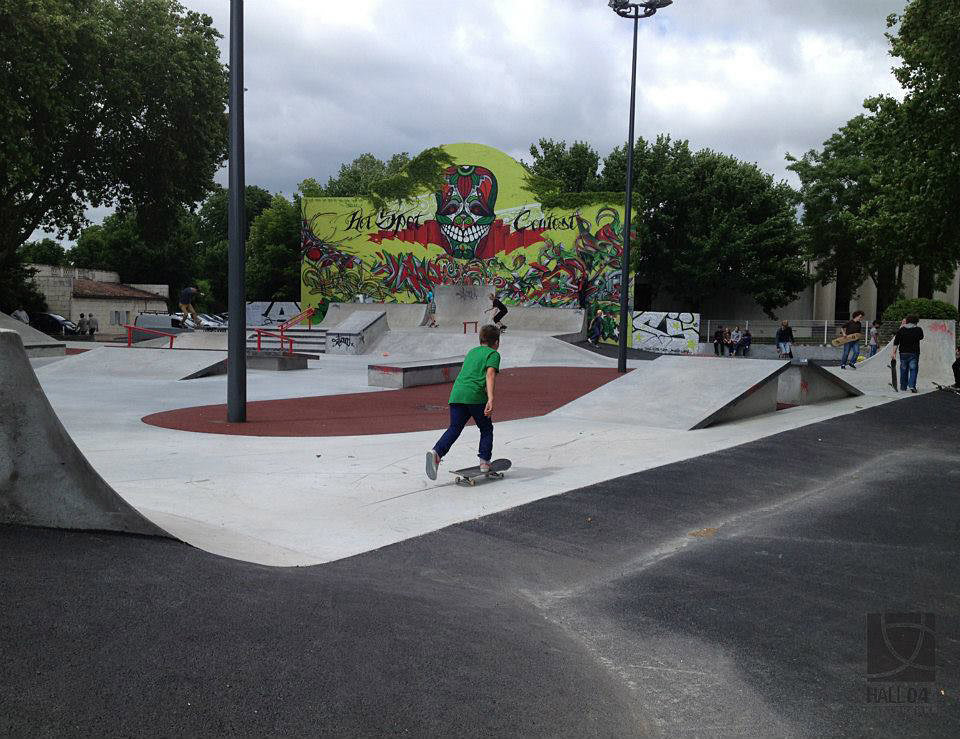 La Cancha Saintes Skate Spot
