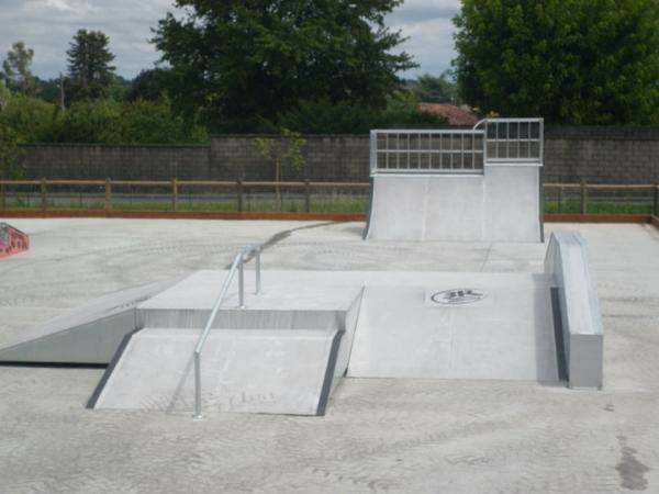 Le Chateau d' Eau Cognac Skate Spot