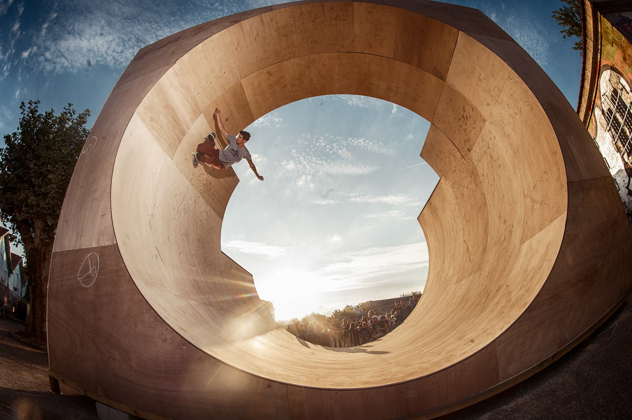 Full Pipe Darwin Bordeaux Skate Spot
