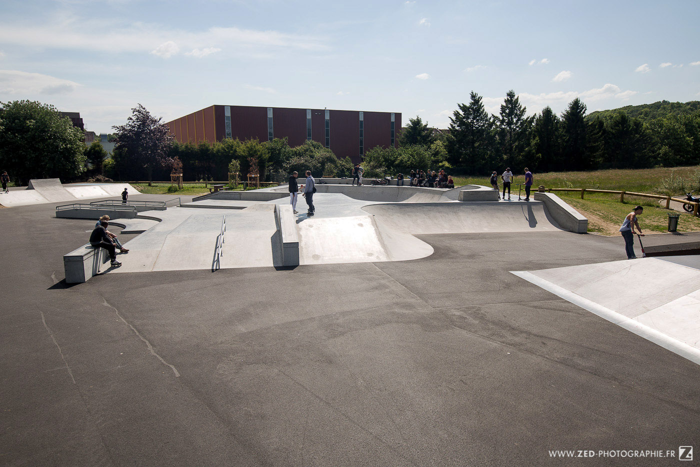 L' Équinoxe Saint Genis Laval Skate Spot