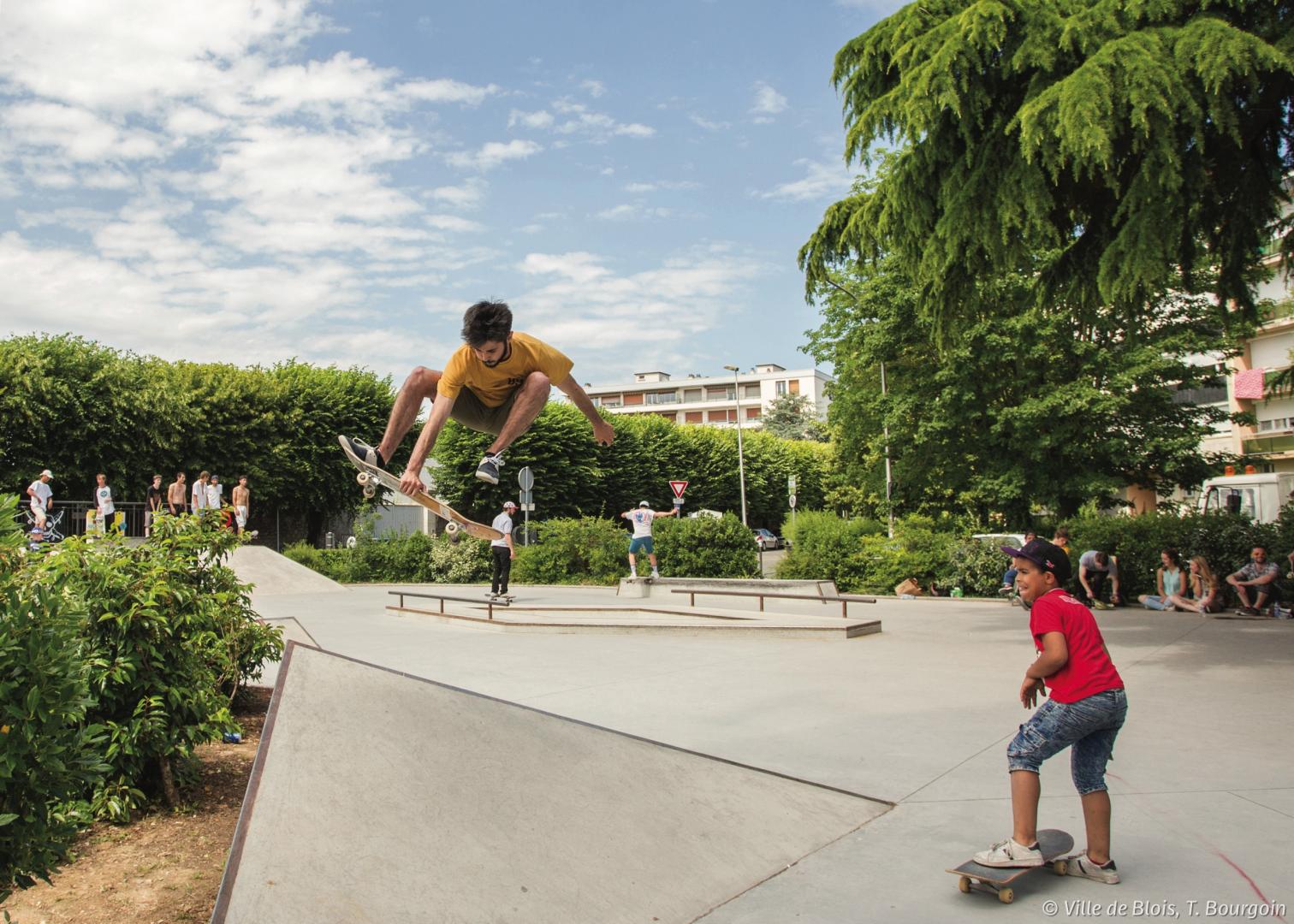 Place Michel Moser Blois Skate Spot