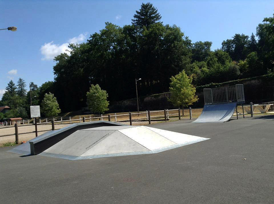 Aire de jeux Carsac Aillac Skate Spot