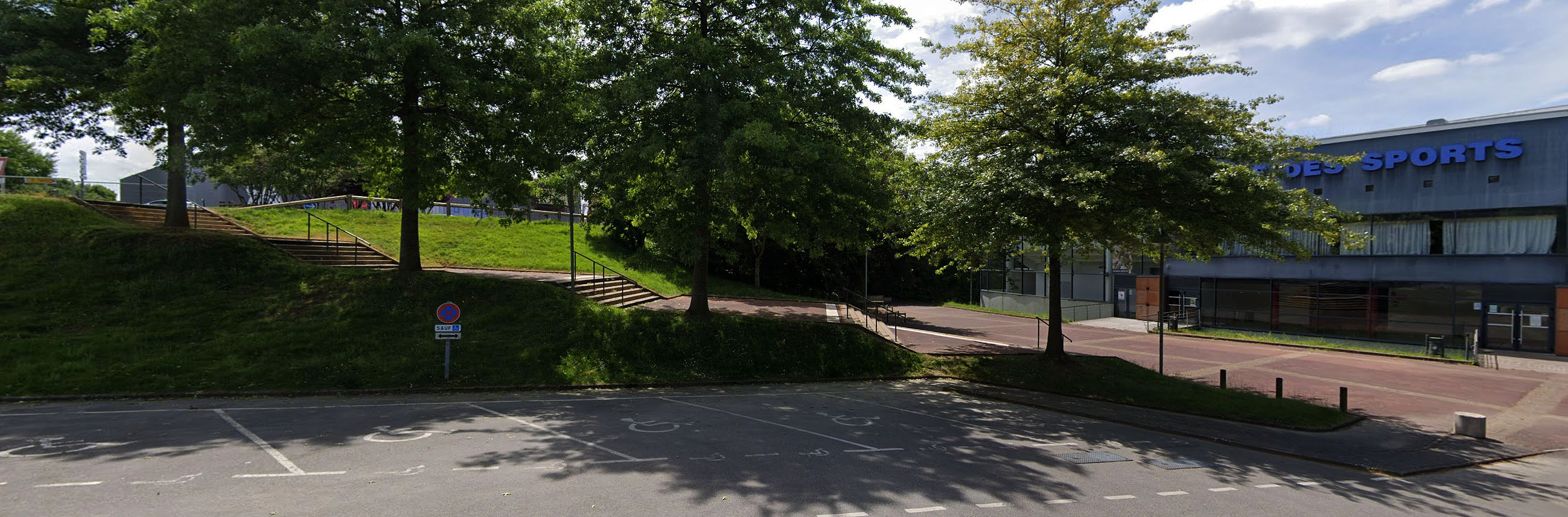 Palais des Sports Cesson Sévigné Skate Spot