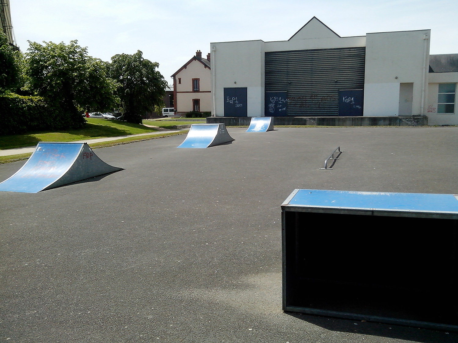Cinéma Guer Skate Spot