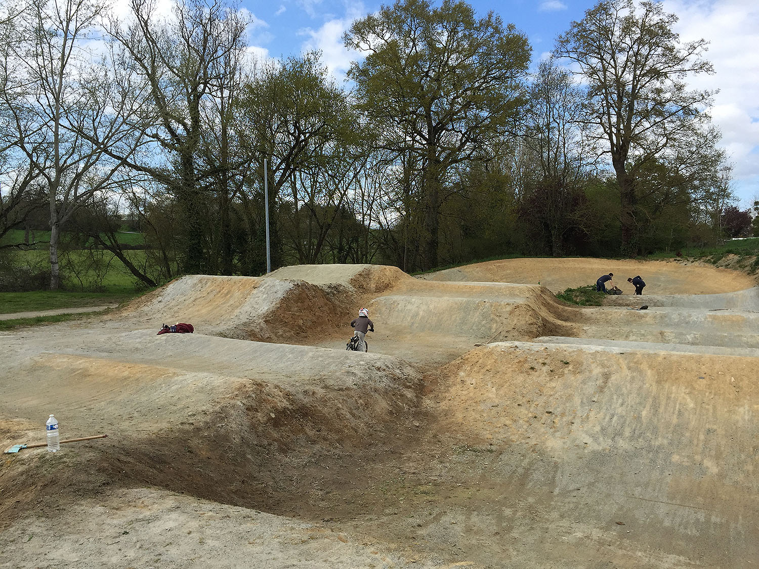 Plan D' Eau Acigné Skate Spot