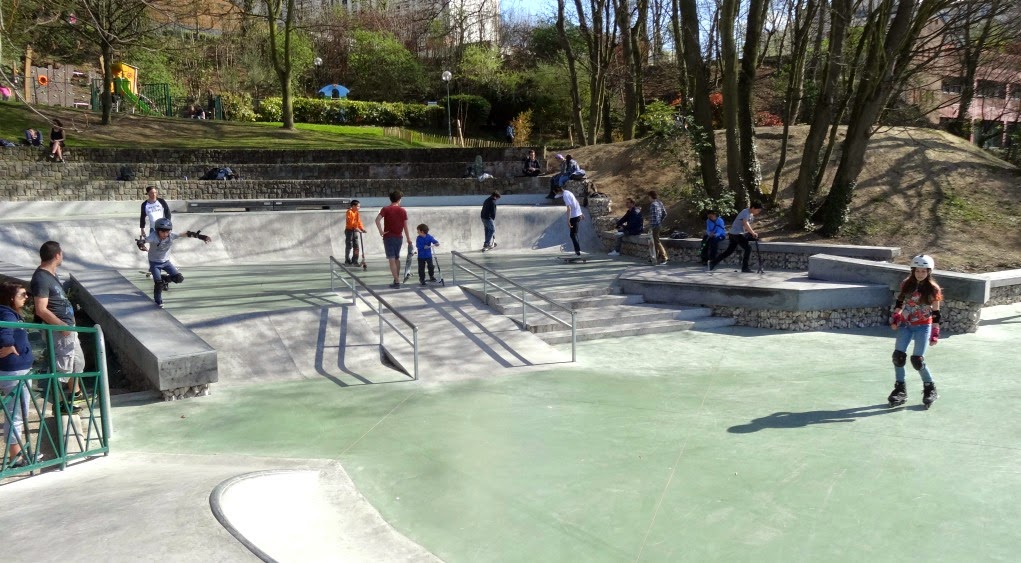 Le Grand Bouddha Issy les Moulineaux Skate Spot