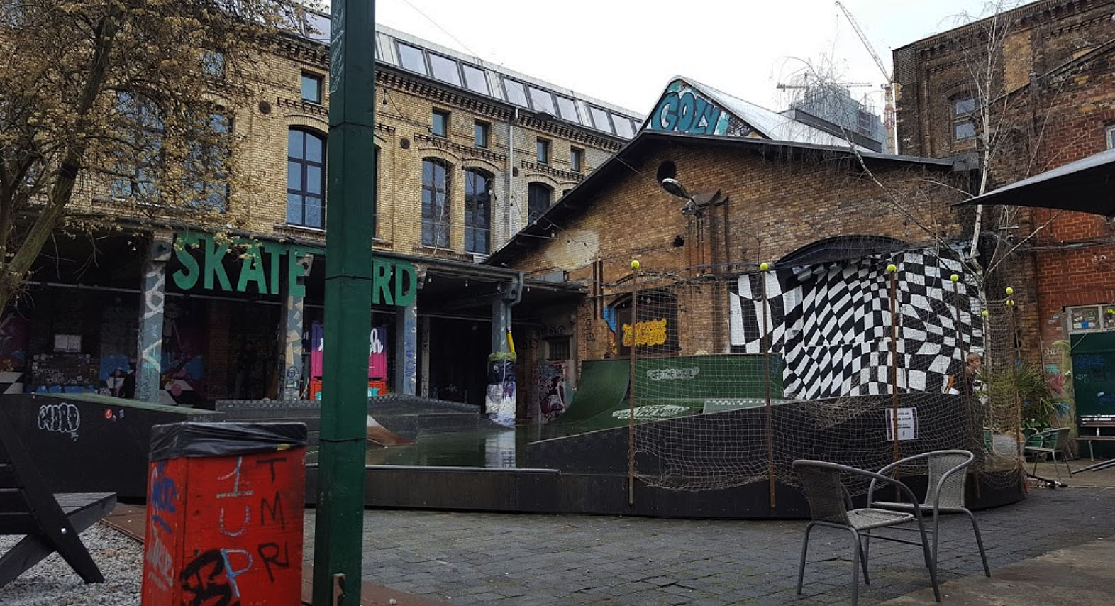Skate Yard Berlin Skate Spot
