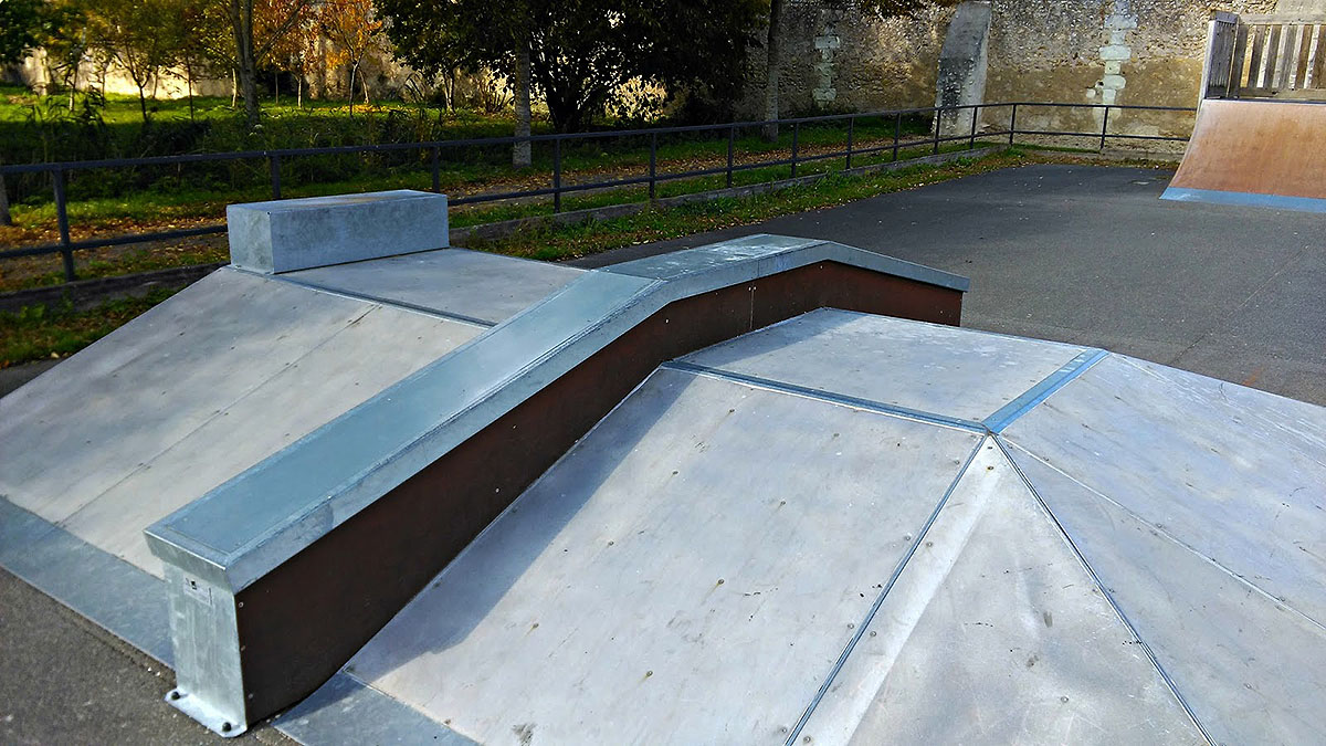 La Bienheureuse Luynes Skate Spot