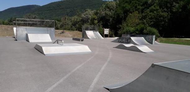 Base de loisirs d'Agos Vielle Aure Skate Spot