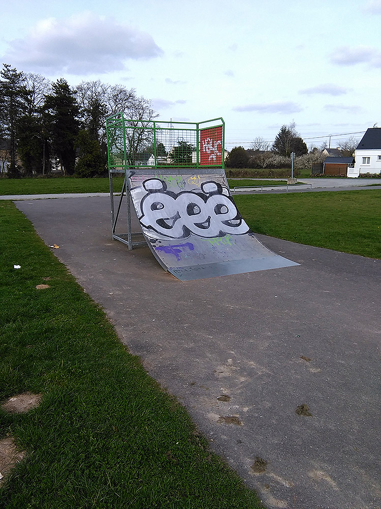 Collège La Fontaine Missillac Skate Spot