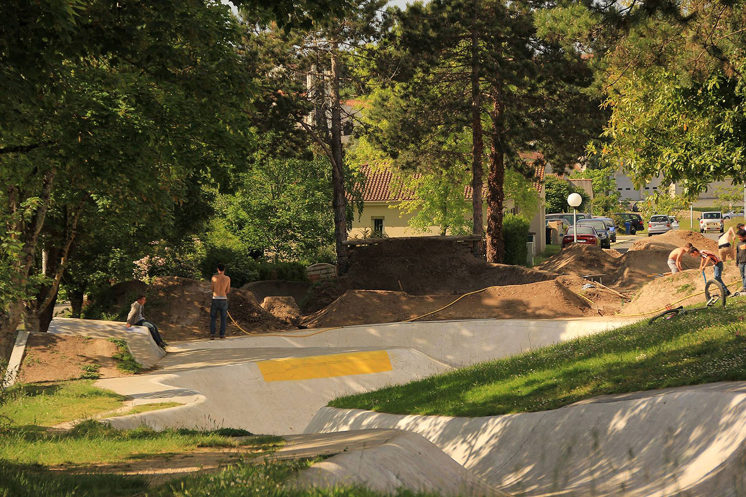 Dirt Bowl Saintes Skate Spot