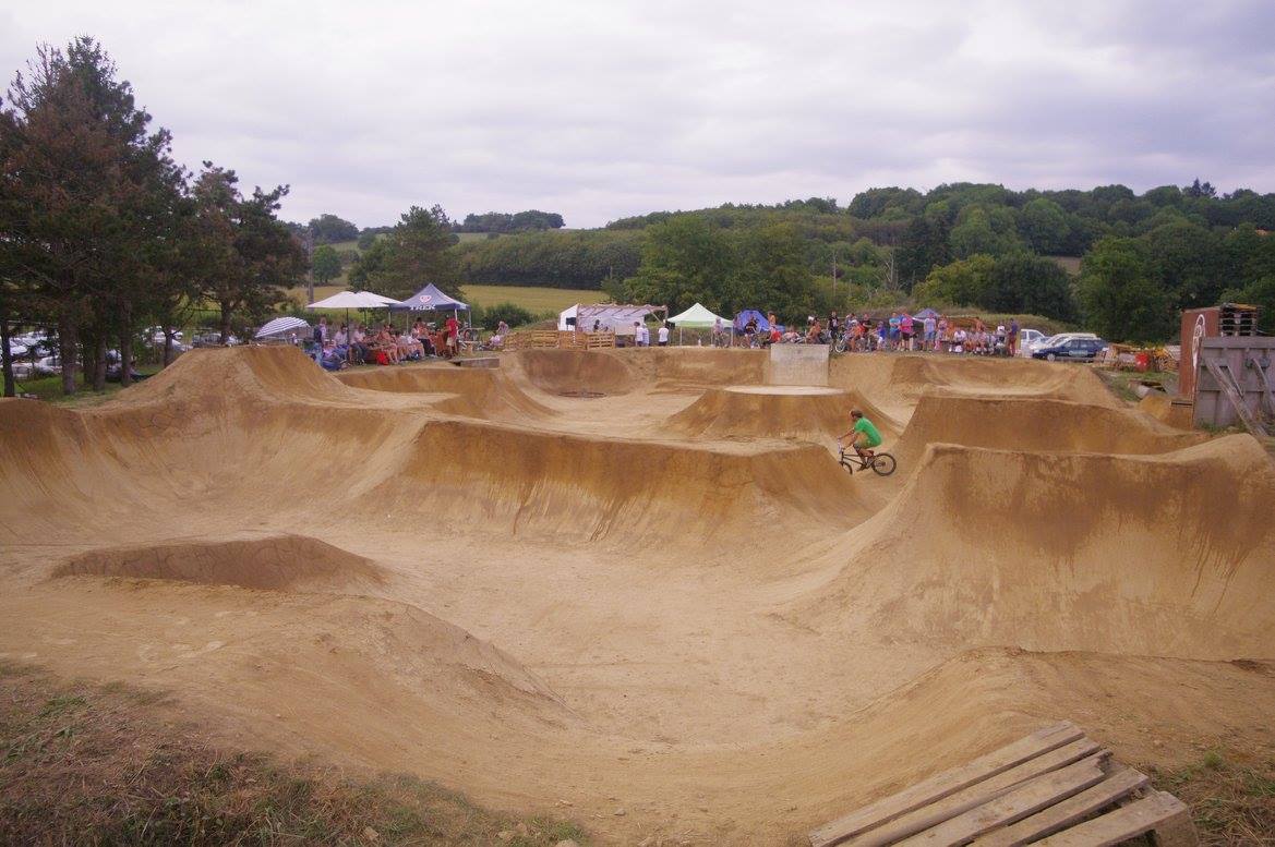 Trail'R Pouzauges Skate Spot