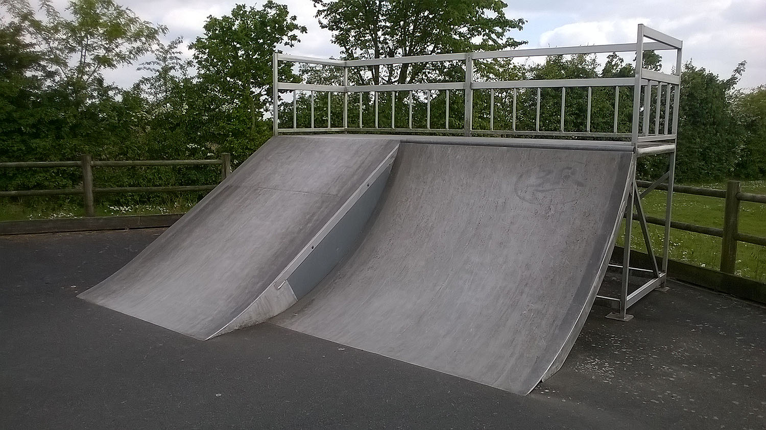 Le Longeron Sèvremoine Skate Spot