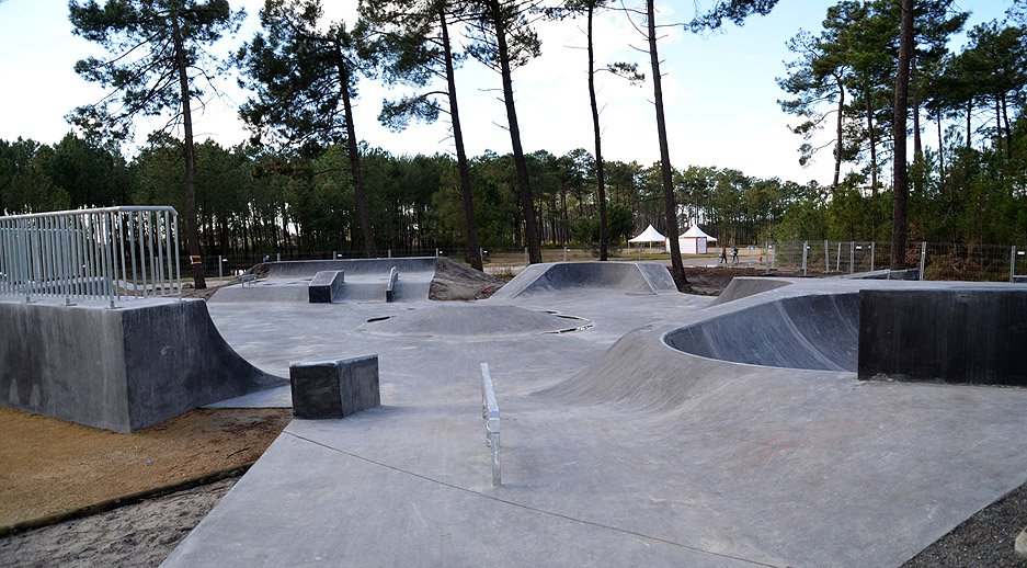 Stade Rosazza Andernos-les-Bains Skate Spot