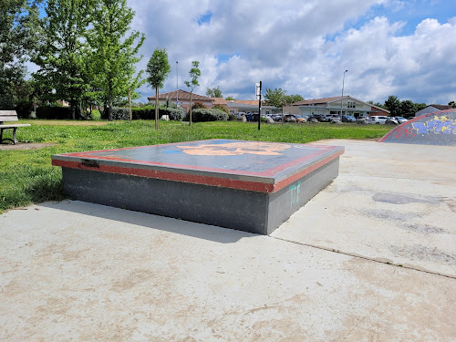 La Tuilerie Saint-Jean Skate Spot