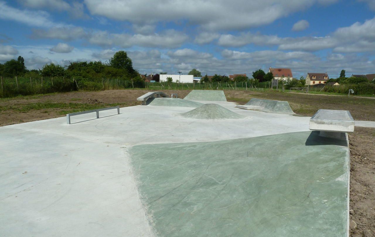 Le Perreux Bruyères le Châtel Skate Spot