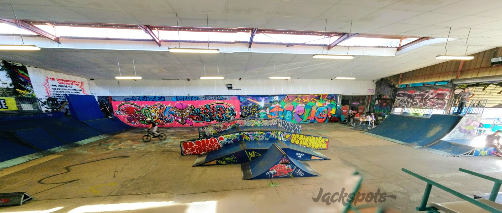Urban Park Cahors Skate Spot