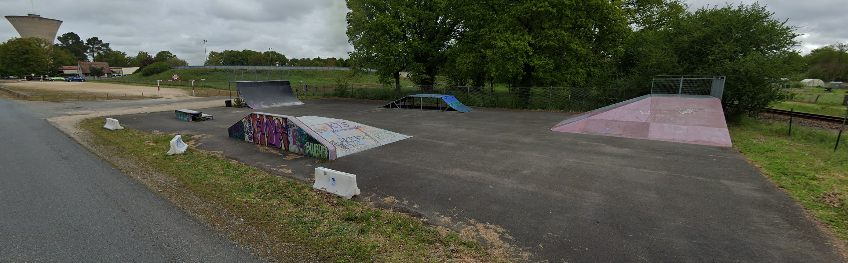 ZI Les Cousseaux Salbris Skate Spot