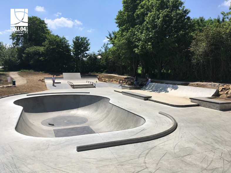 Les Granges Mortagne au Perche Skate Spot