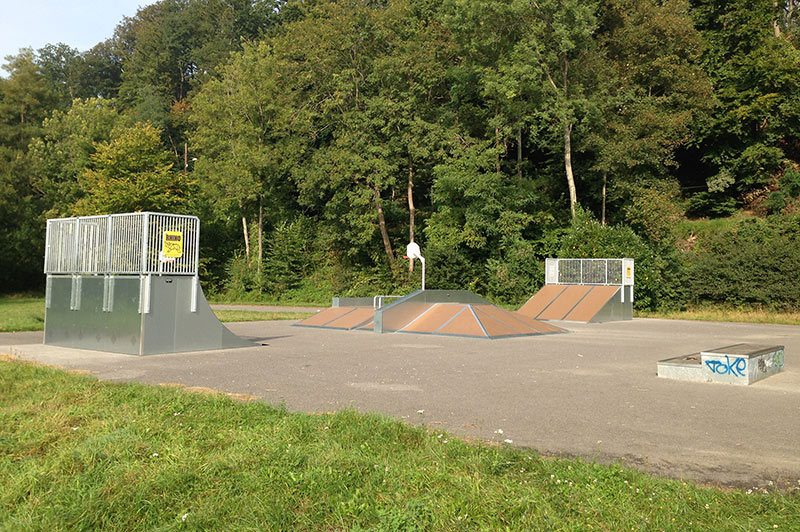 Ancienne Gare Pierrefonds Skate Spot