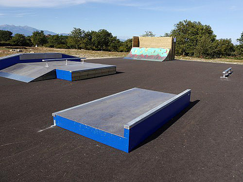 Le Cimetière Sorède Skate Spot