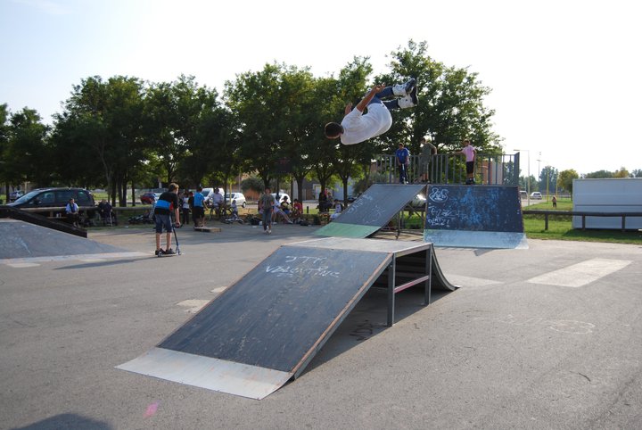Peyrouse Marguerittes Skate Spot