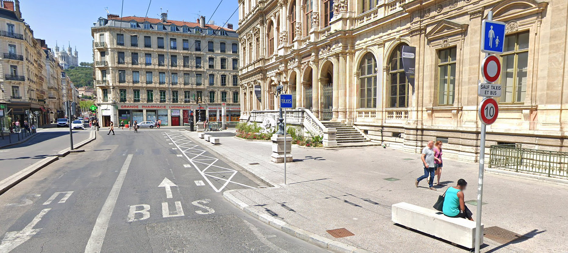 Place des Cordeliers Lyon Skate Spot