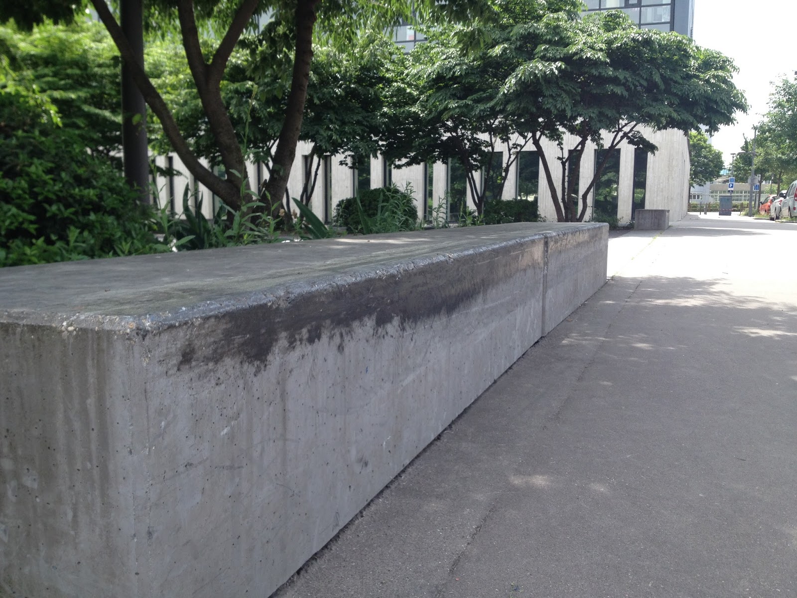 Halle Tony Garnier Lyon Skate Spot