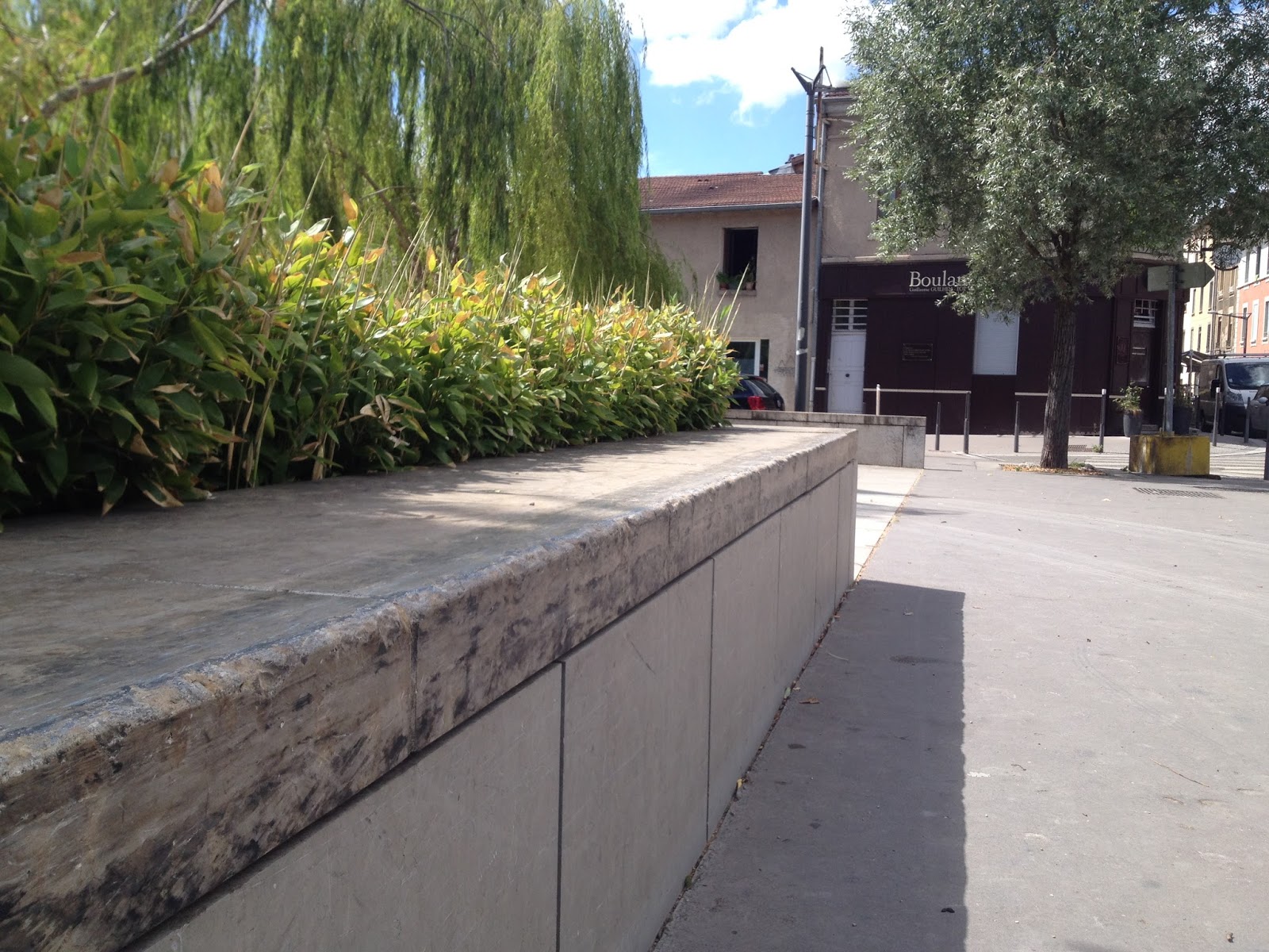 Pathé Vaise Lyon Skate Spot
