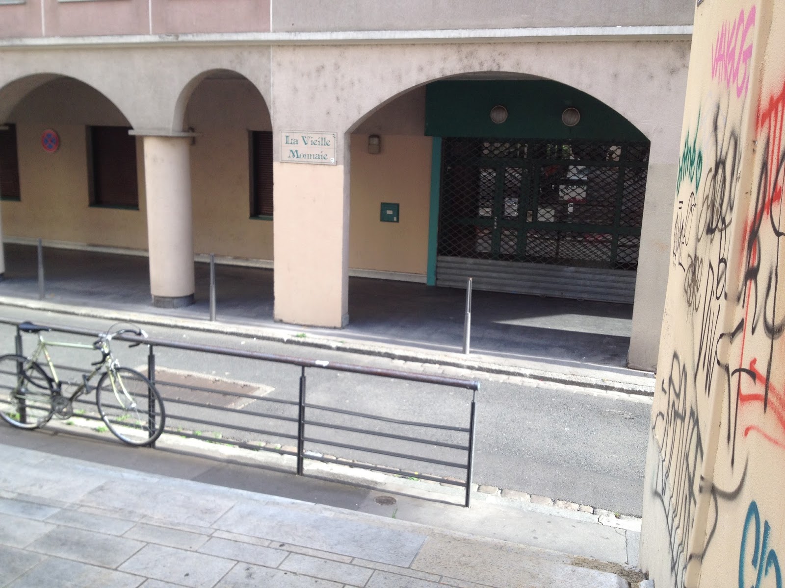 Place Soeur Louise Lyon Skate Spot
