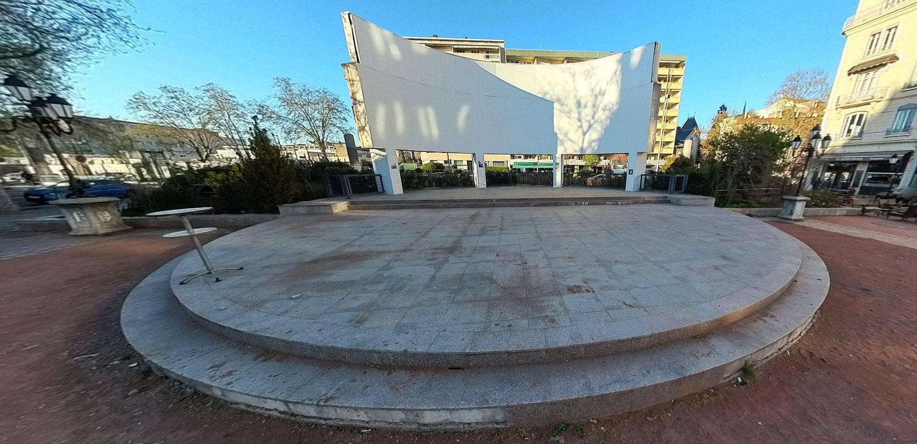 Monplaisir Lumière Lyon Skate Spot