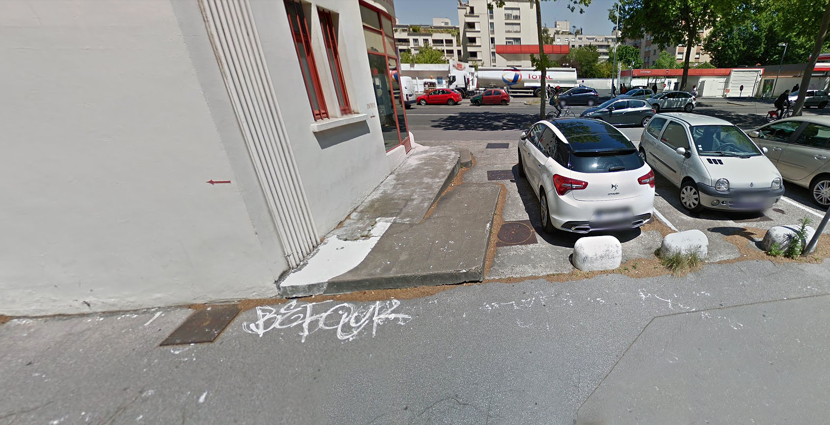 Sans Souci Metro Lyon Skate Spot