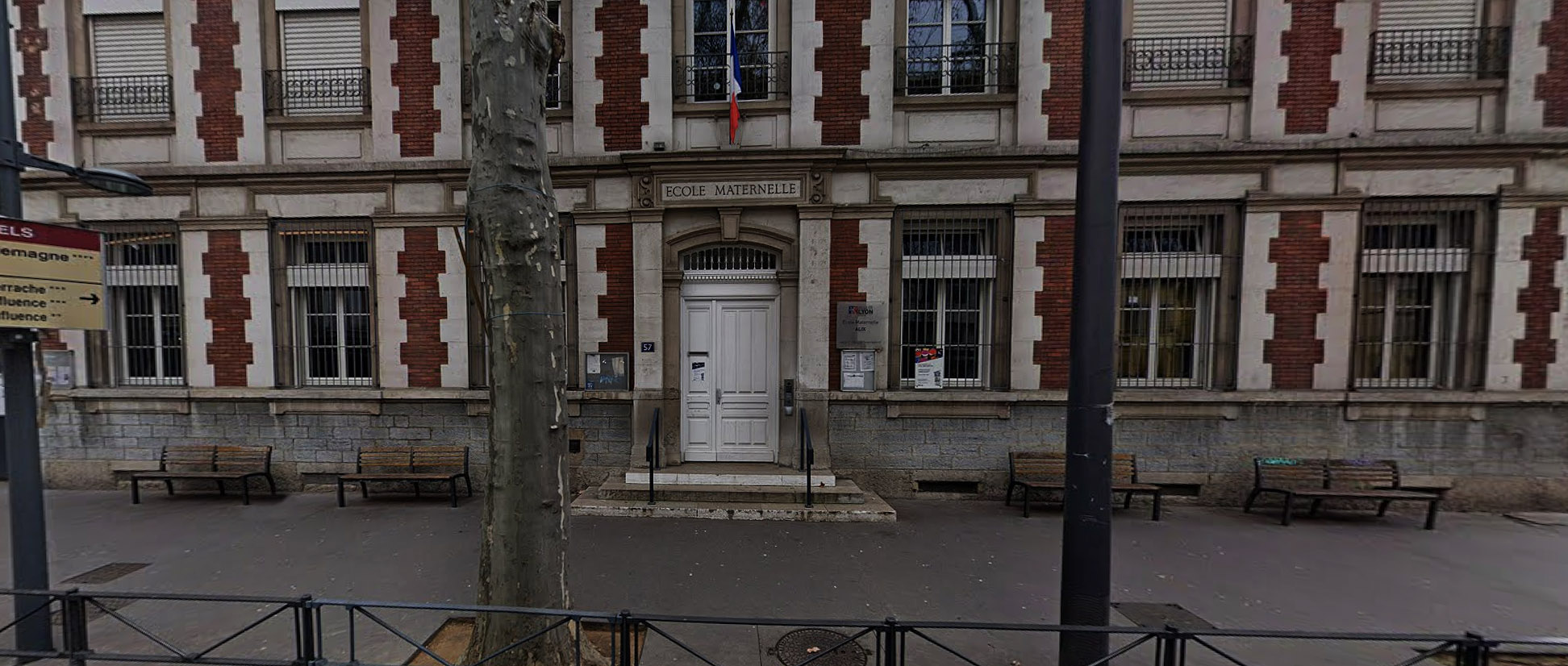 Alix School Lyon Skate Spot