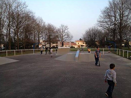 Complexe Dindon Saint Sébastien sur Loire Skate Spot