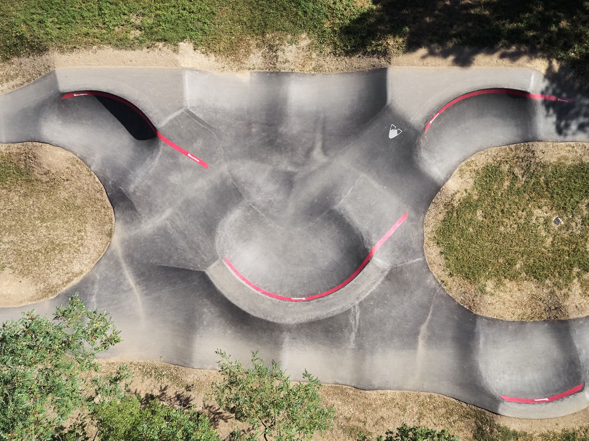 Parc du Journans Gex Skate Spot