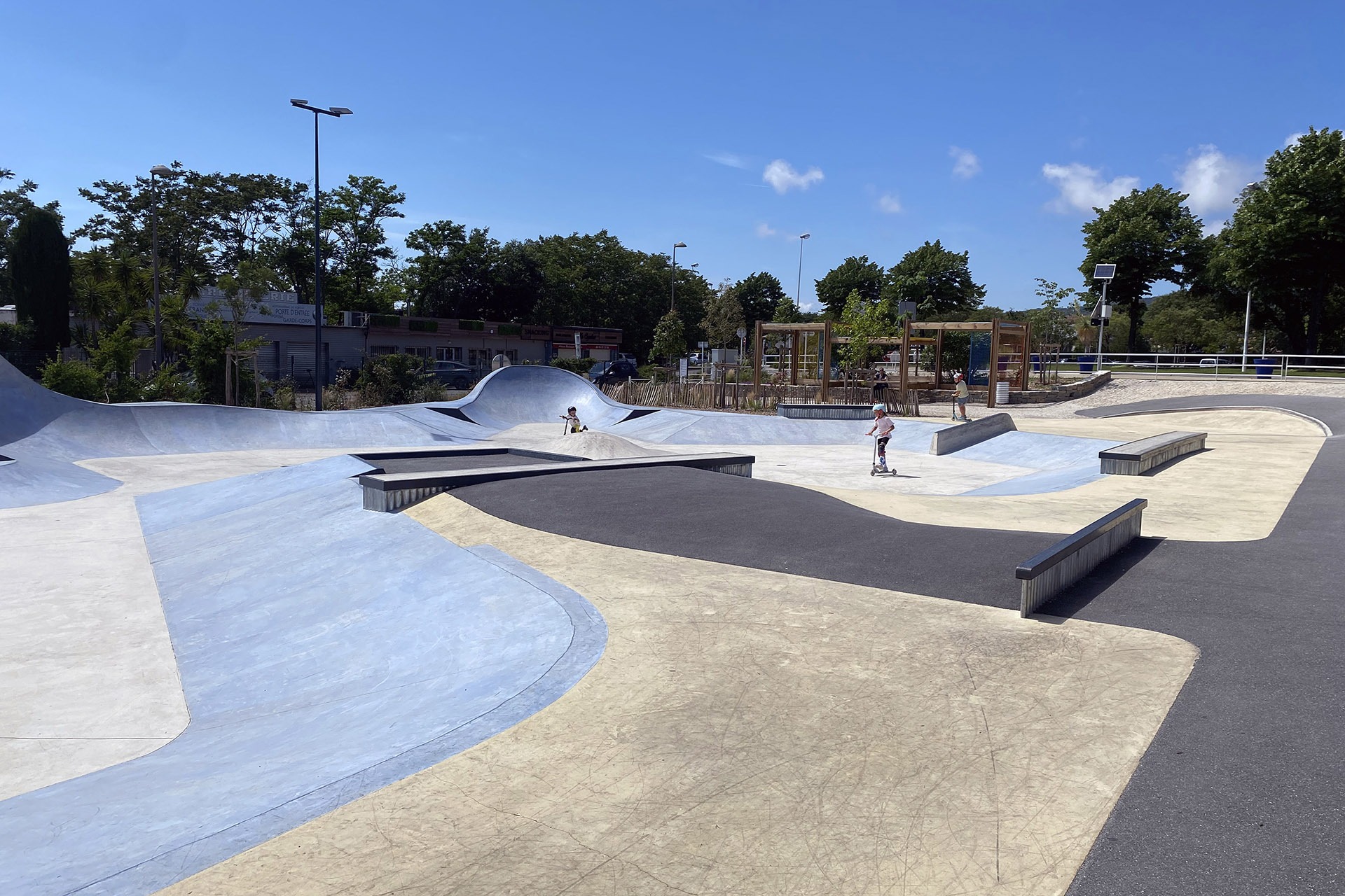 Yann Casasreales Saint-Cyr-sur-Mer Skate Spot