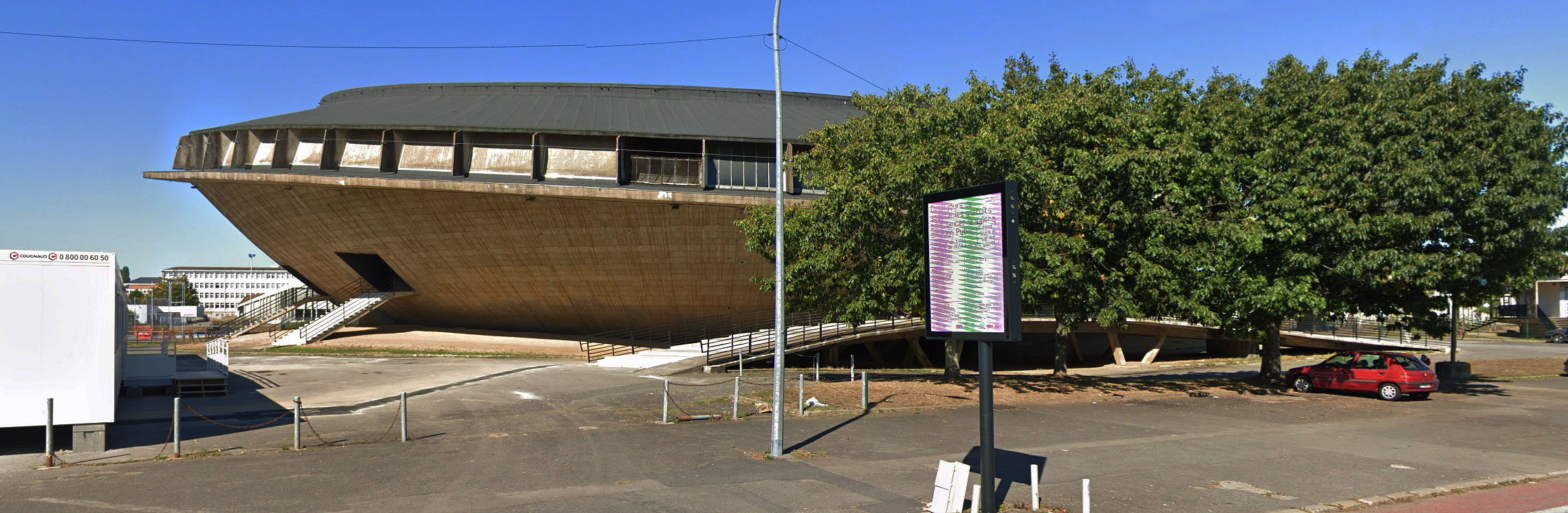 La Soucoupe Spot Street Saint Nazaire Skate Spot 2/5