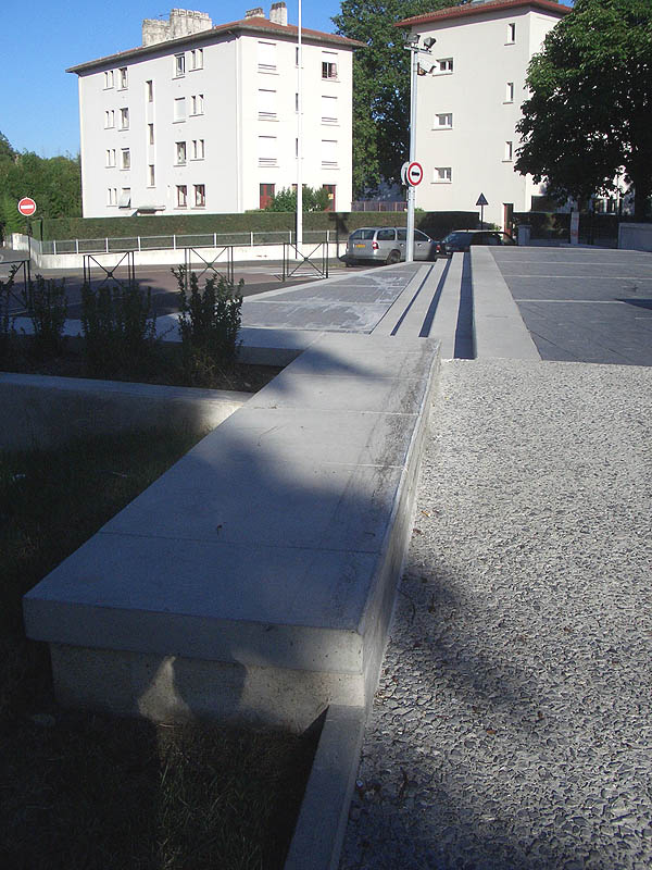 Palais de Justice Spot Street Bayonne Skate Spot 4/5
