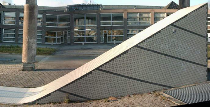 Fac de Science Art Brest Skate Spot 4/5