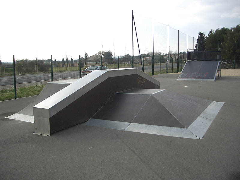 Cournonsec Skatepark Cournonsec Skate Spot 2/5