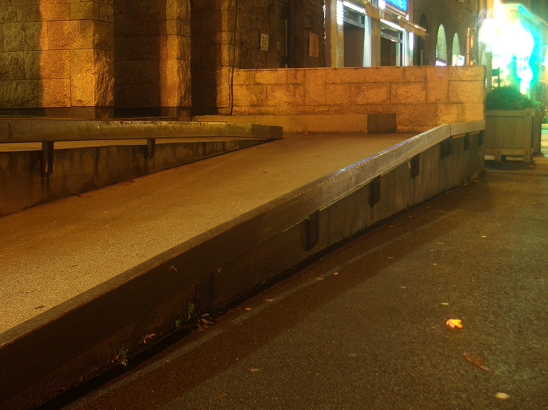La Mairie Spot Street Guérande Skate Spot 2/5