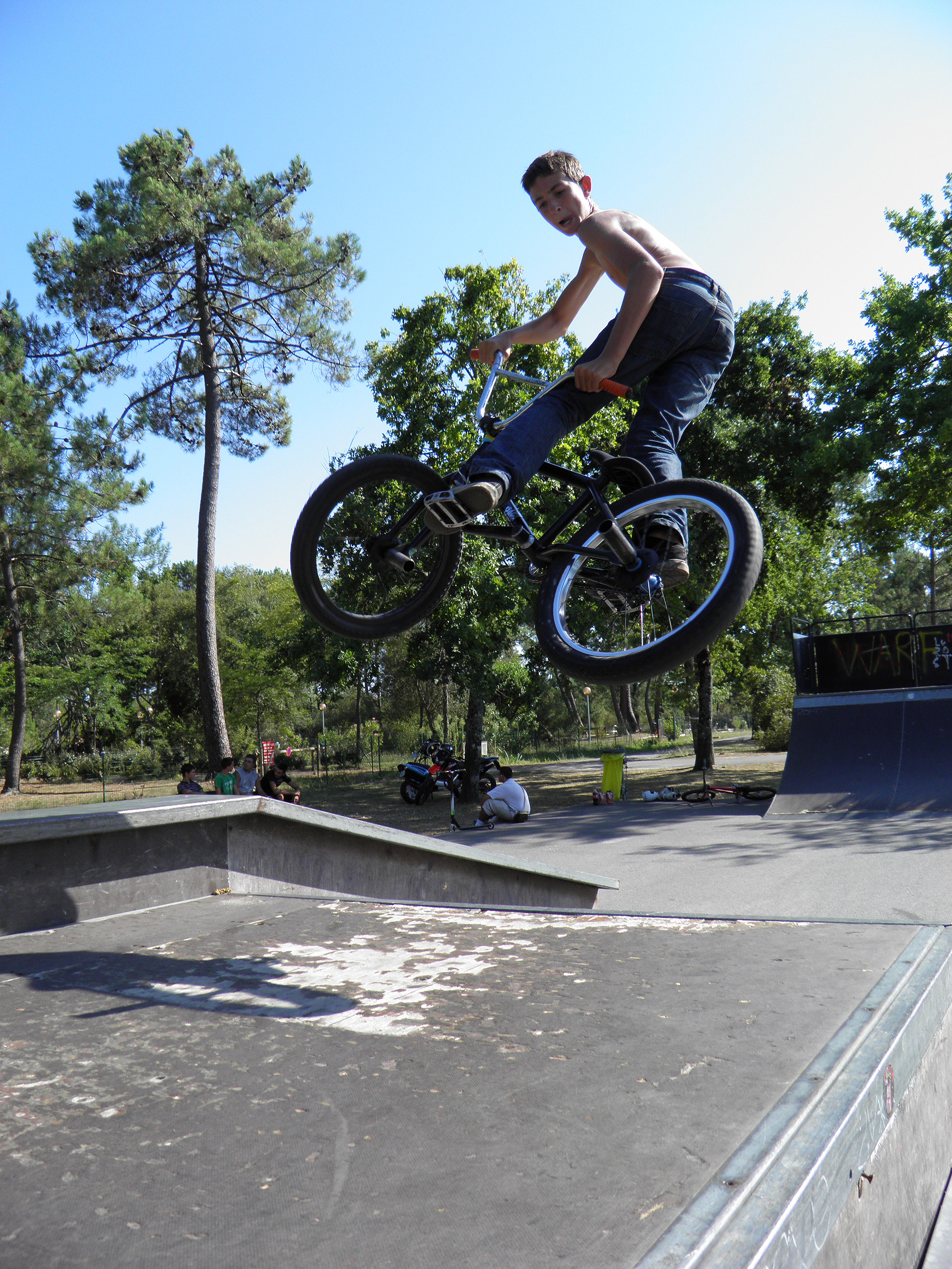 Le Port Skatepark Hourtin Skate Spot 2/5