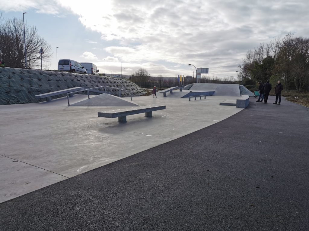 Folleville Skatepark Louviers Skate Spot 3/5